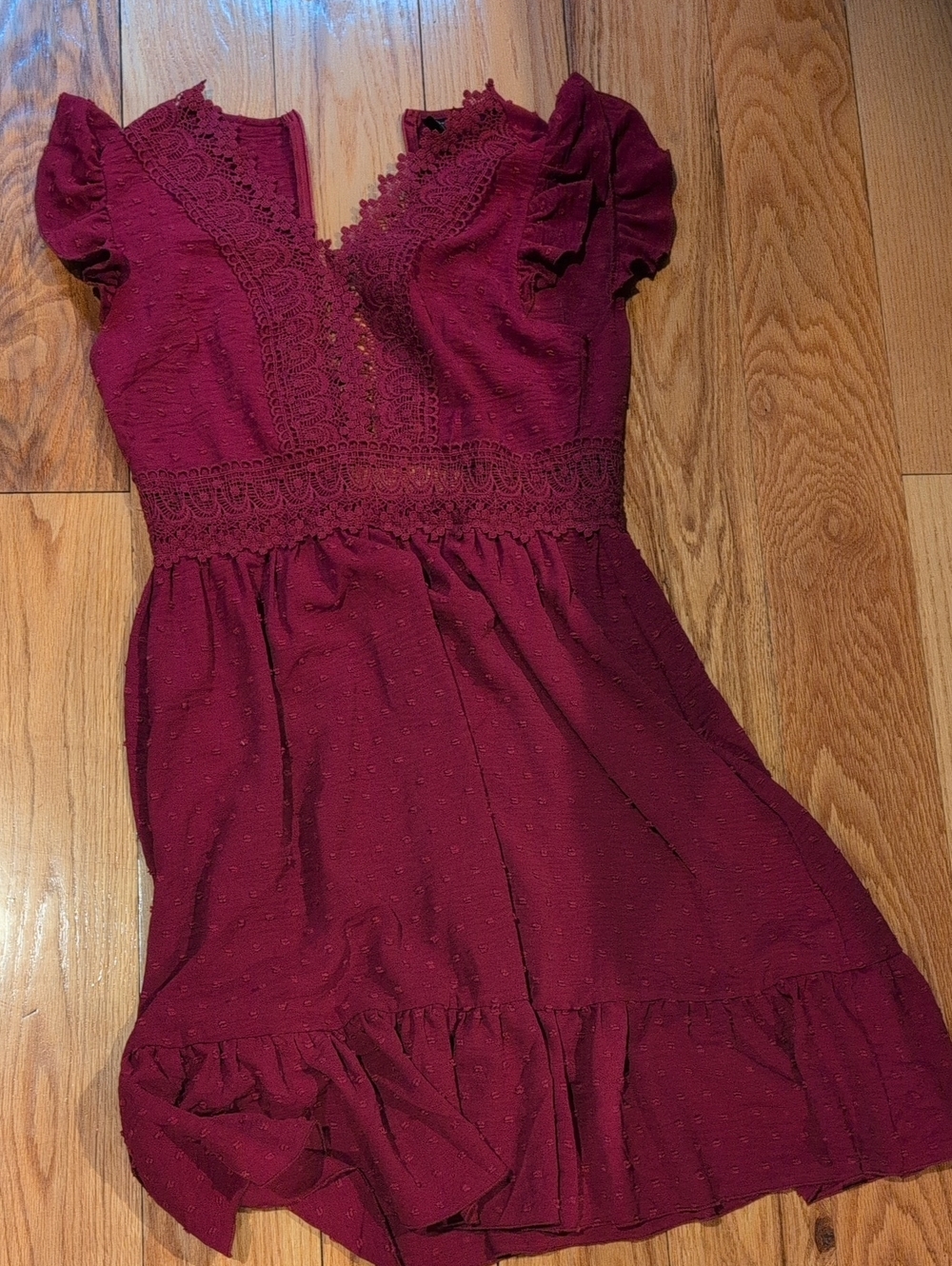 Emery Rose Women's Burgundy Lace-Trim Flutter Sleeve Dress